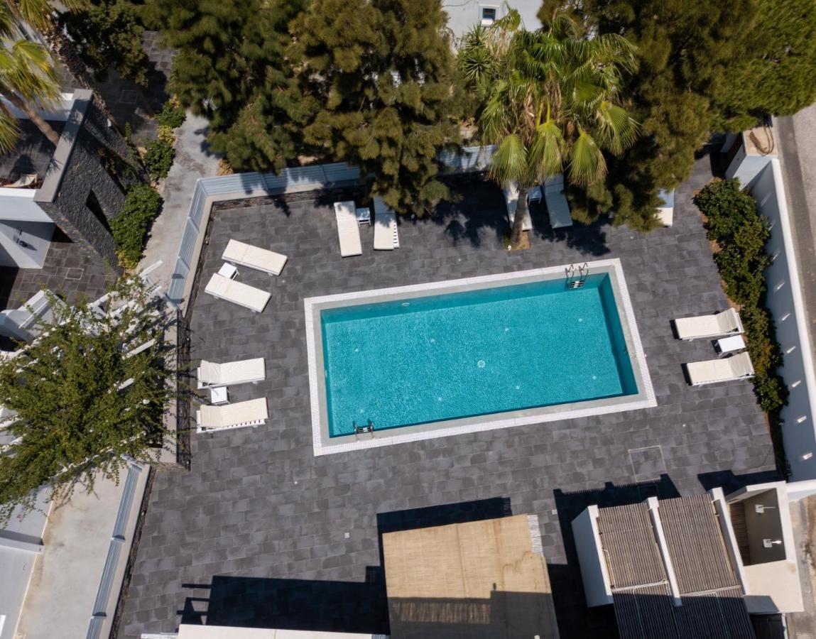 Meltemi Excelsior Suites 佩里萨 外观 照片