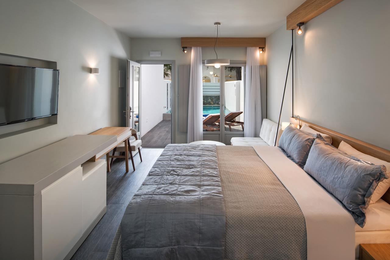 Meltemi Excelsior Suites 佩里萨 外观 照片