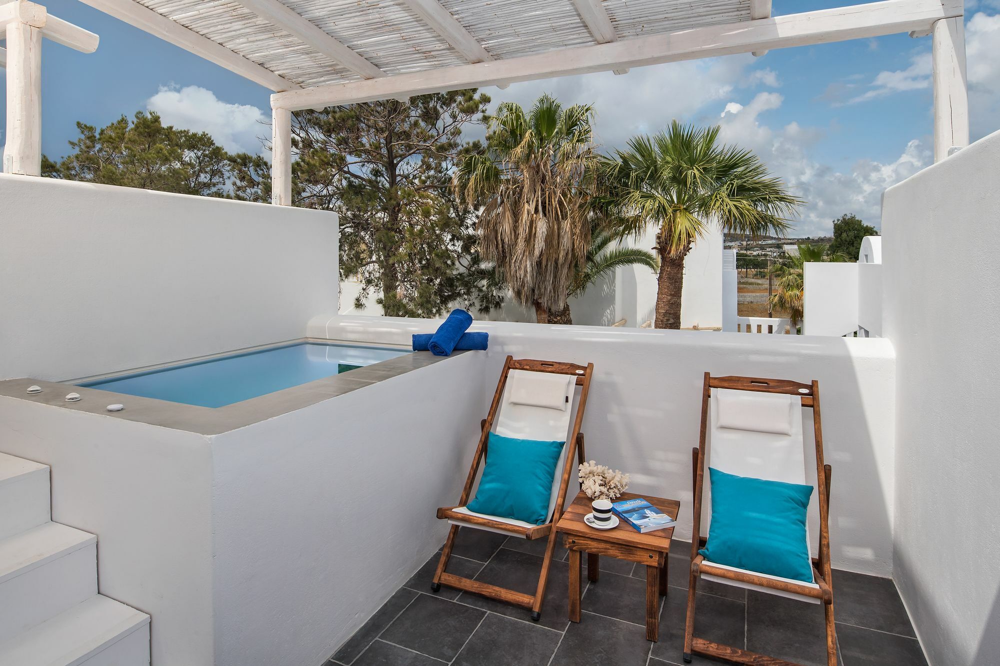 Meltemi Excelsior Suites 佩里萨 外观 照片
